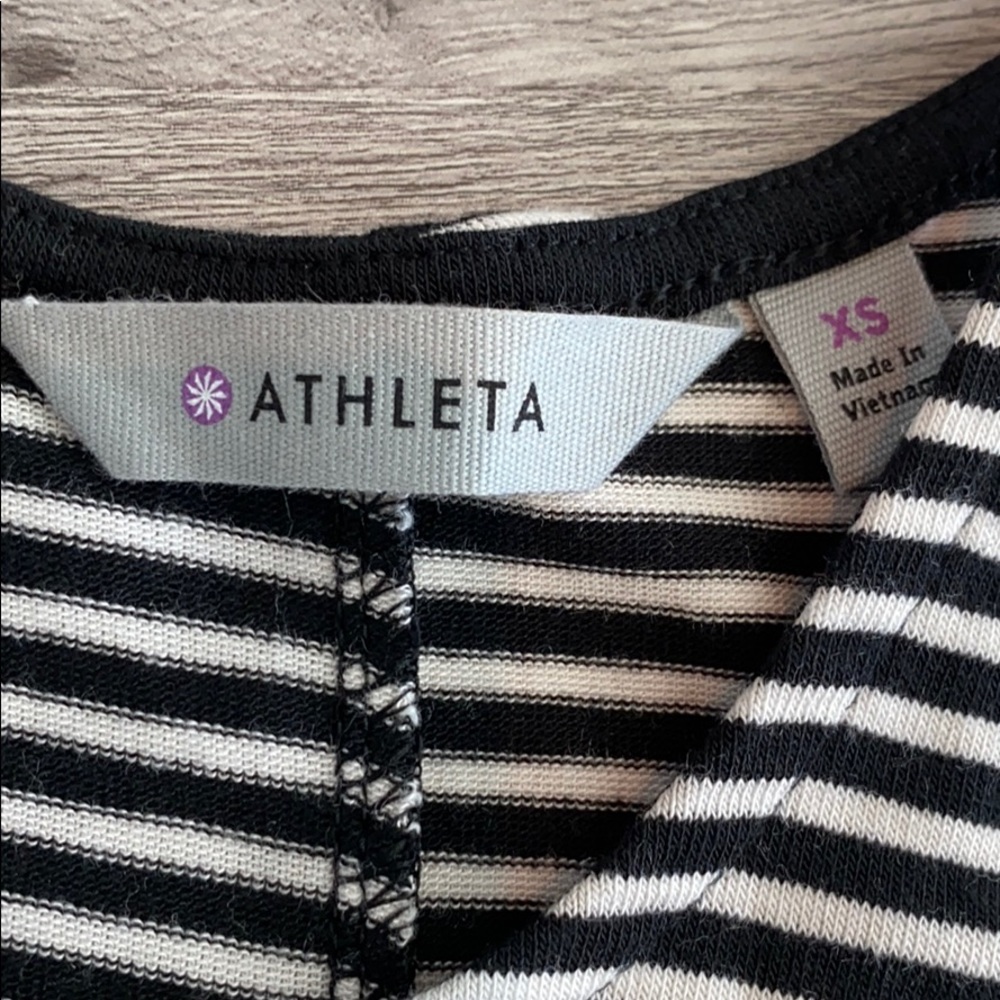 Athleta Crossroad Tank - Picture 3 of 5